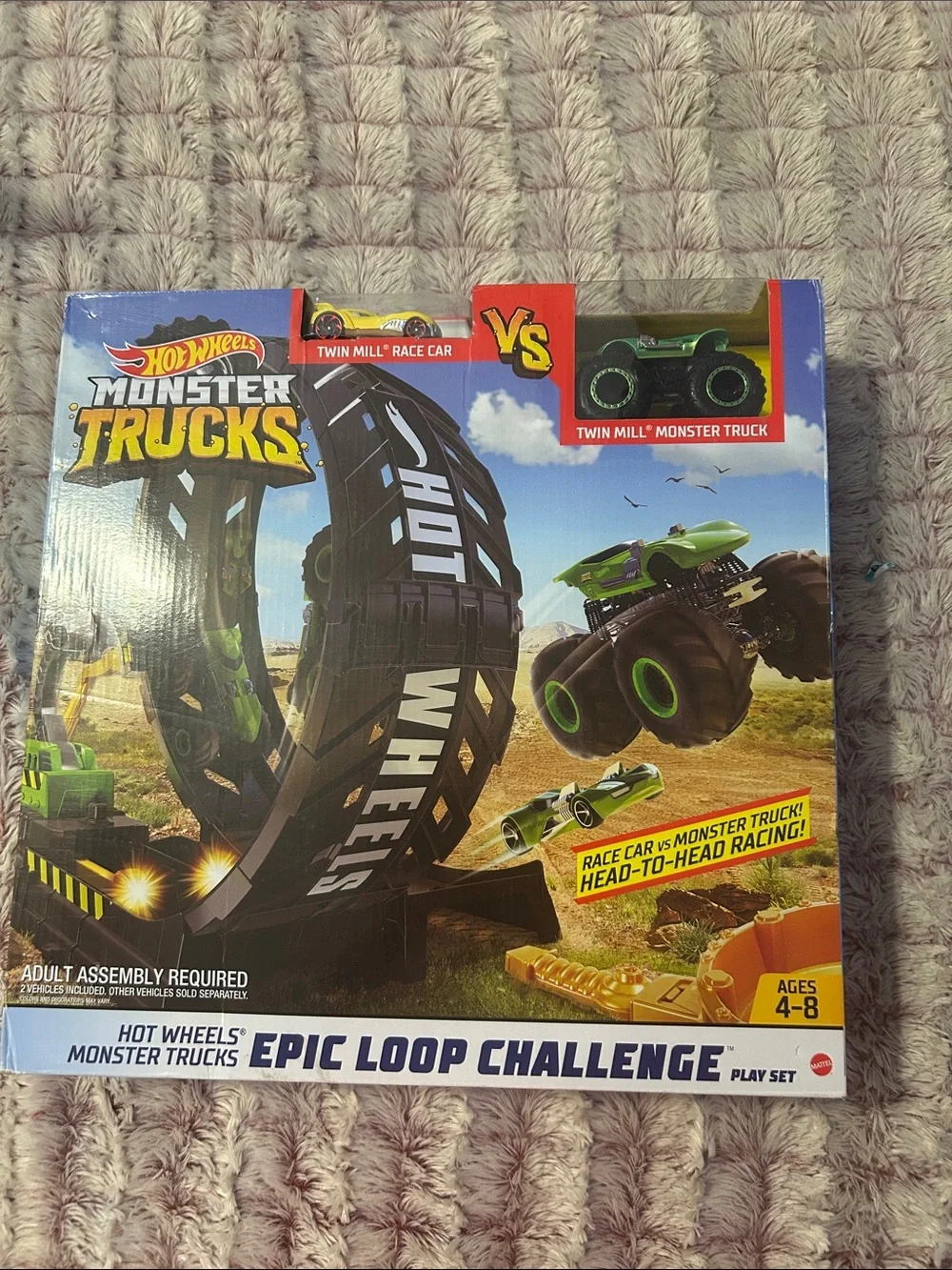 Hot Wheels Monster Trucks Epic Loop Challenge new